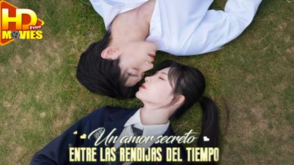Un amor secreto entre las rendijas del tiempo en Español