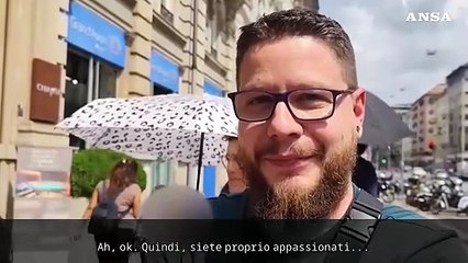 Labubu conquista tutti: il pupazzo Pop Mart fa impazzire Milano