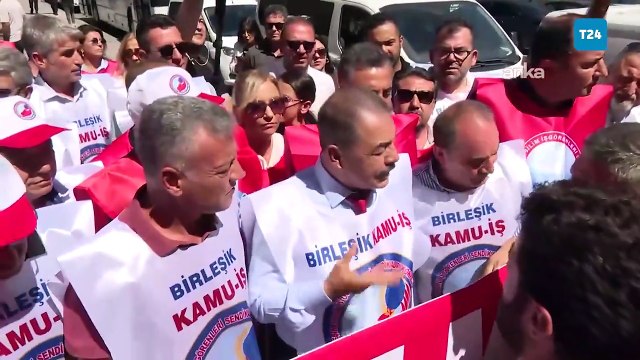 8. Dönem Kamu Toplu Sözleşme süreci hakem heyetine kaldı; Birleşik Kamu-İş'in Cumhurbaşkanlığı'na yürüyüşüne polis izin vermedi!