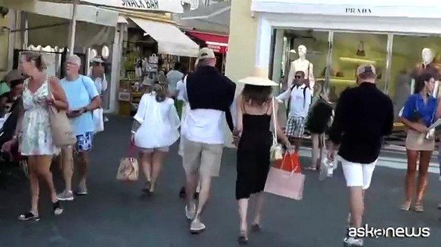 Le vacanze italiane di David e Victoria Beckham, con shopping a Capri
