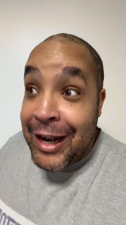 C’est dommage, suis en couple 😅  🤣 #humour #couple #Couplegoals #parodie #drole