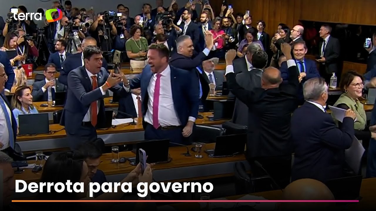 Em derrota para o governo Lula, oposição elege presidente da CPMI do INSS