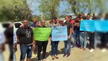 Reclaman finalizar carretera principal de Jánico, Santiago