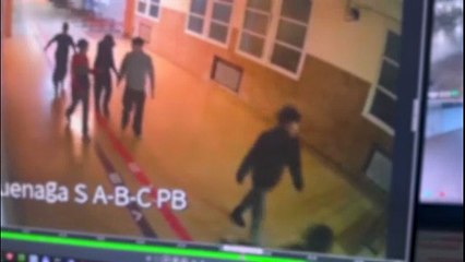 Grupo de adolescentes vandalizó el Hospital de Clínicas
