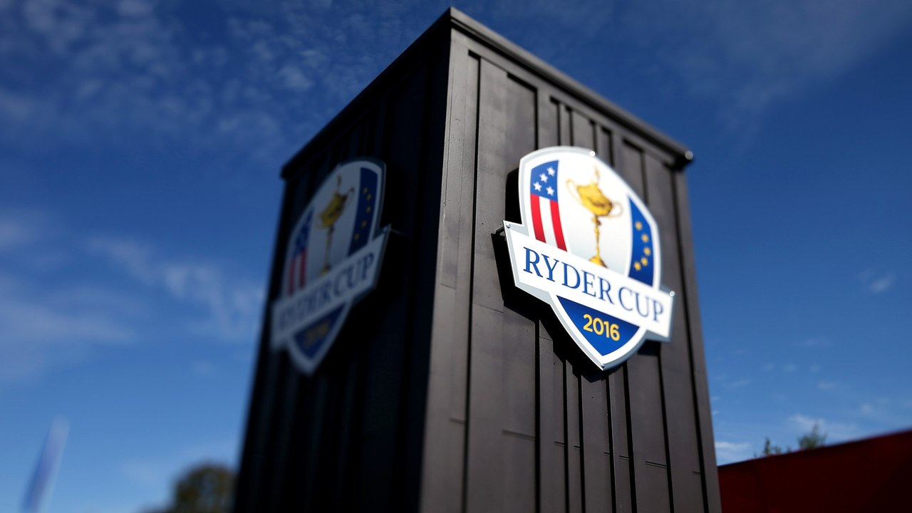 Analyzing Pressure Dynamics of Playing in the R...