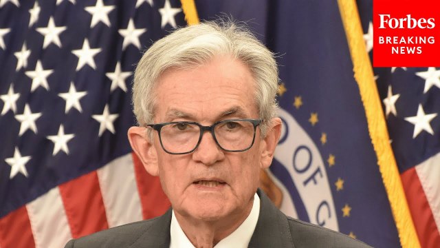 Powell Discusses Feds' Approach To 'New Challenges' From Tariffs, Immigration Policy For Economy