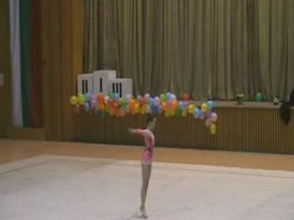 Vili Bangova "Golden Hoop" 2008 Rope