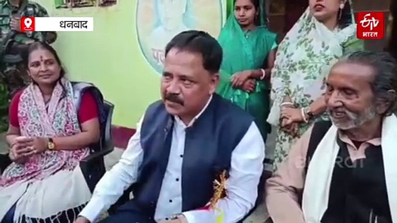 शिबू सोरेन की जीवनी पर बनेगी फिल्म, तथ्य जुटाने के लिए गुरुजी के साथी से मिलने धनबाद पहुंचे मंत्री सुदिव्य
