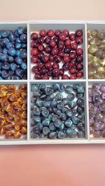 Acrylic Beads for Bracelets with Cat Eye Style and Glitter in Various Colors, 16MM