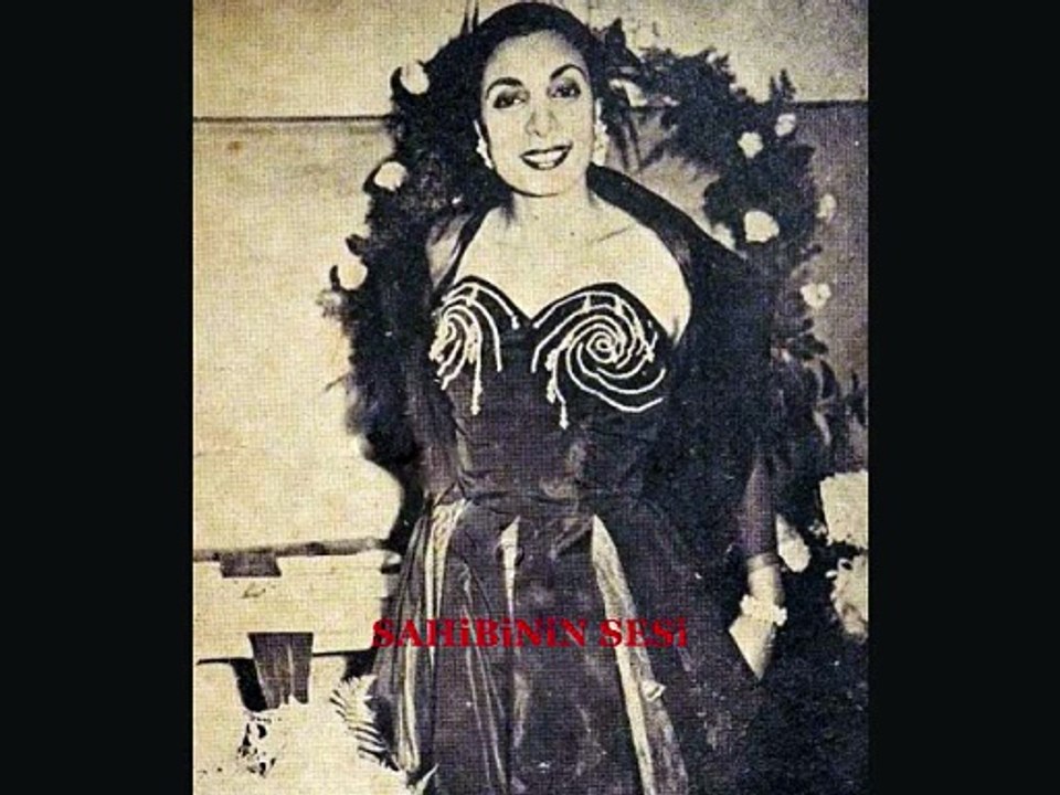 Safiye Ayla - Havada bulut yok bu ne dumandır