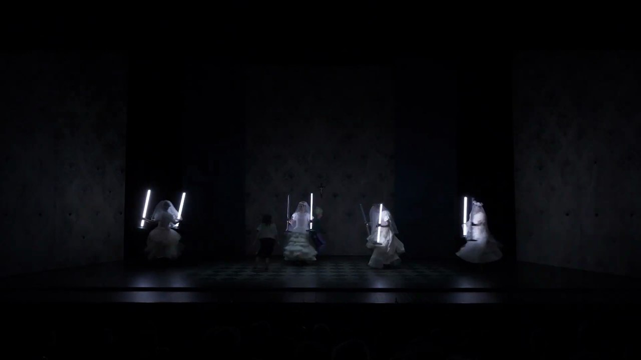 Les Femmes Savantes (Comédie-Française) Bande-annonce VF