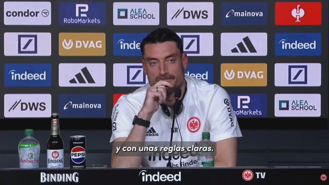 Las tres 'reglas de oro' de Riera y las multas por incumplirlas en su llegada como entrenador del Eintracht