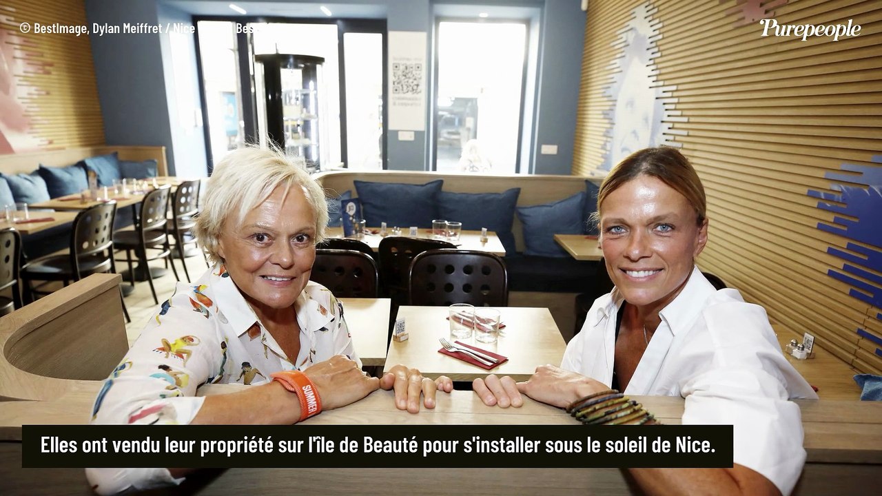 Muriel Robin et Anne Le Nen ont quitté un sublime village adoré des stars pour franchir la mer et s'installer dans une ville fréquentée par de nombreux retraités