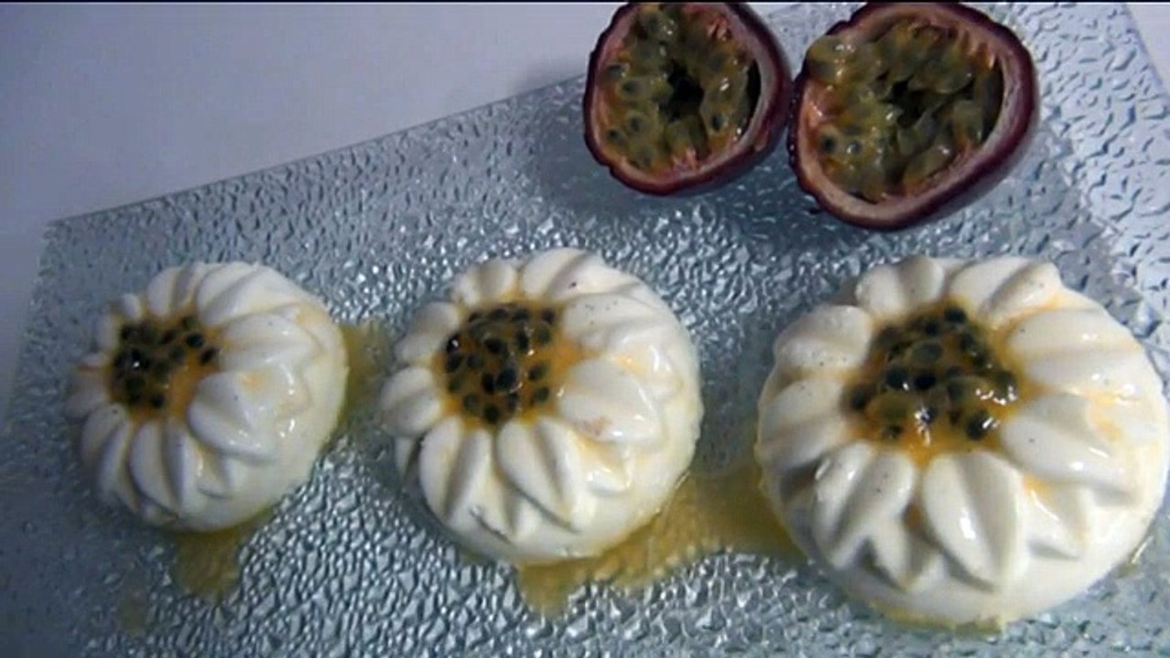 Panna cotta al cioccolato bianco e frutto della passione