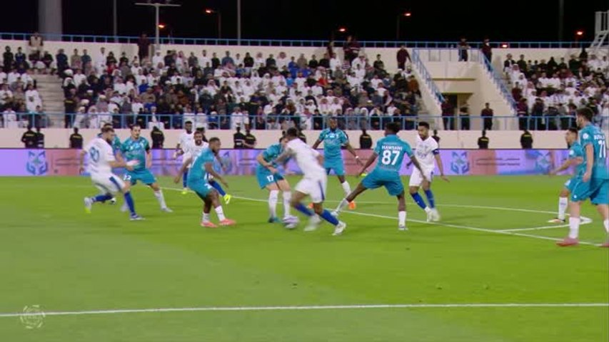Al Hilal : Karim Benzema s'offre un triplé pour ses débuts (vidéo)