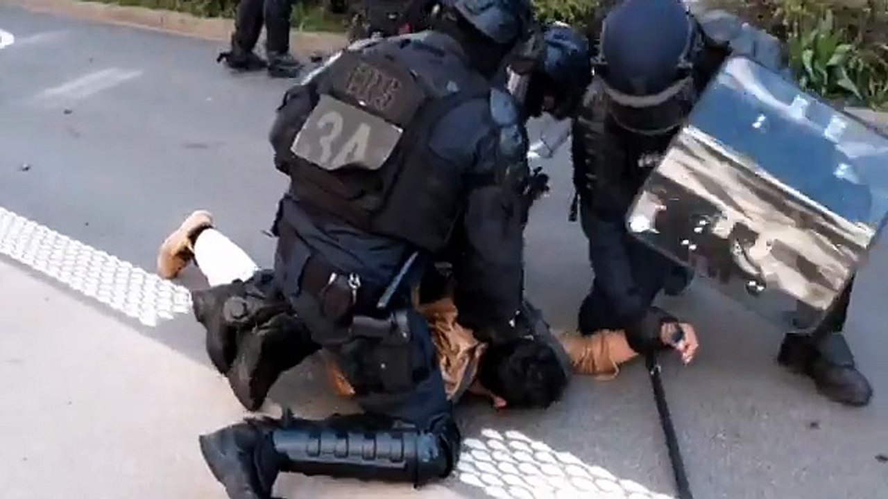 Ça, monsieur @GDarmanin, ce n’est pas du maintien de l’ordre !