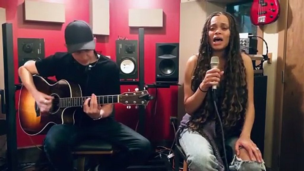 ECS1 Andra Day