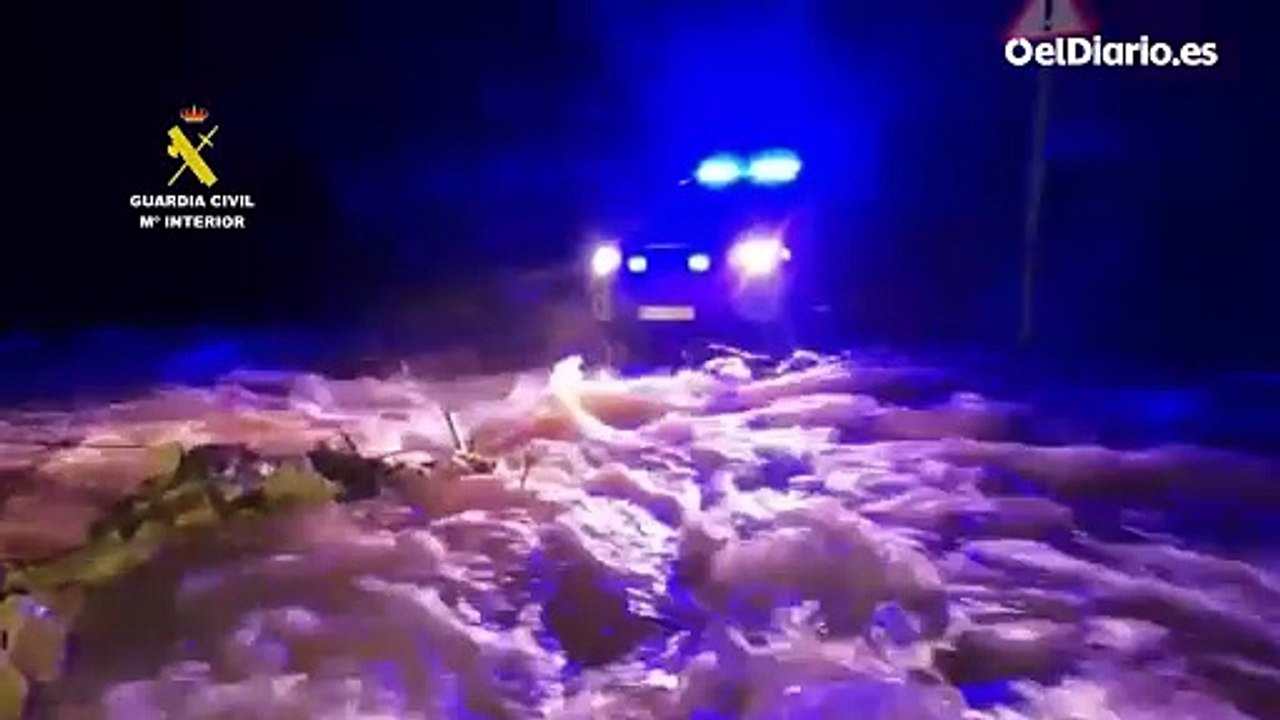 Así fue la evacuación de la UME y la Guardia Civil de los vecinos de Benaoján (Málaga) y Grazalema (Cádiz)