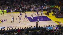 76ers - Grimes fait sensation avec un énorme dunk contre les Lakers