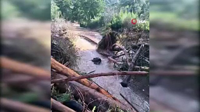 Marmaris’te Geceyi Sel Vurdu: Kırsal Mahalleler Sular Altında, 1 Kişi Hayatını Kaybetti
