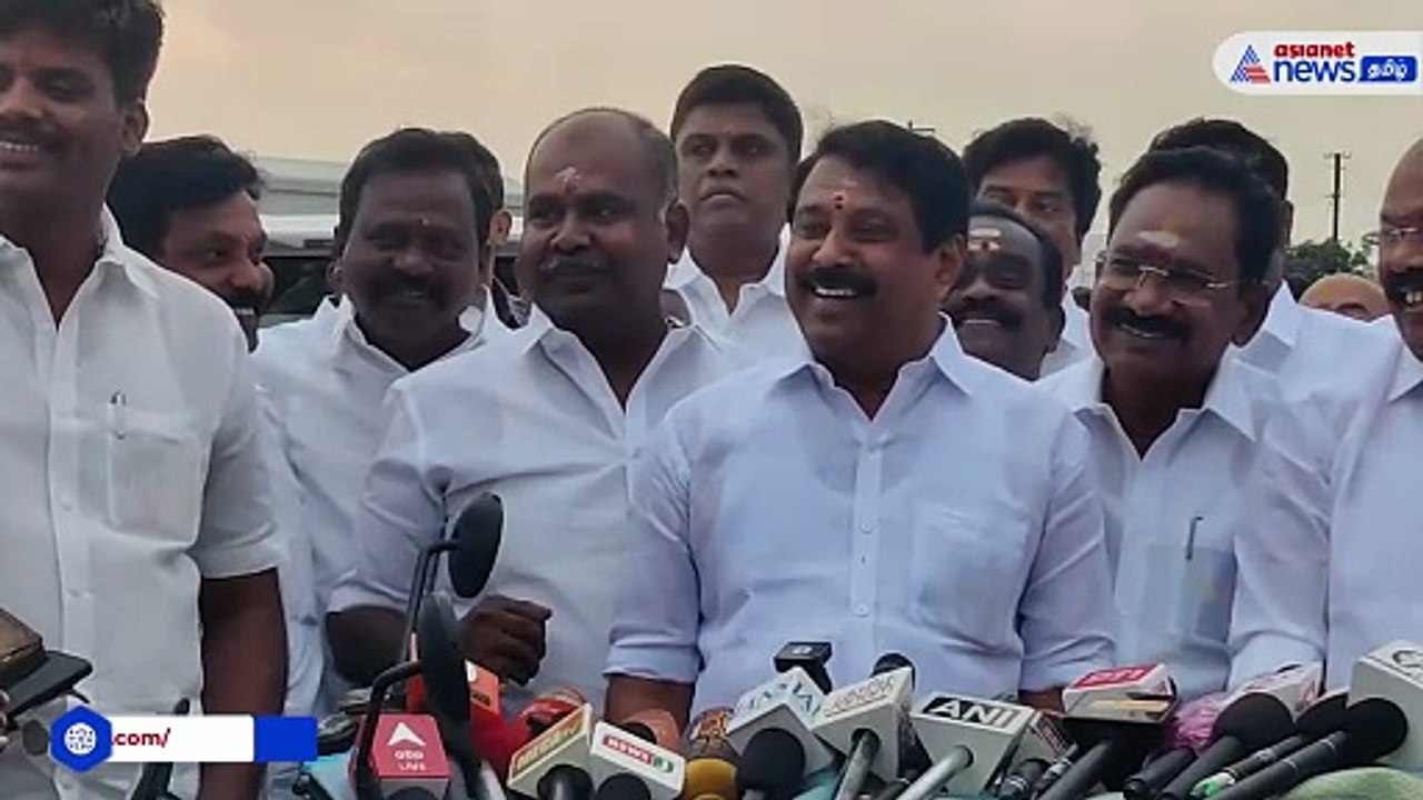 காங்கிரஸ் கட்சி தனியா நிற்க முடியுமா.. விஜயுடன் போவதற்கு பேச்சுவார்த்தை!  நயினார் நாகேந்திரன் பேட்டி