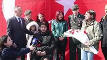 3 yıl sonra gelen buluşma! Depremzede Beliz ile albay gözyaşlarına boğuldu