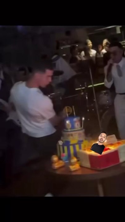 CRISTIANO FÊTE SON ANNIVERSAIRE
