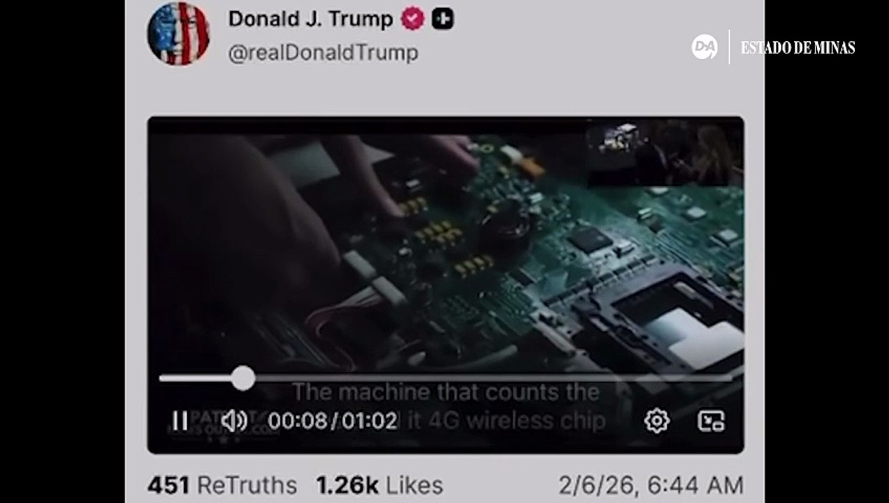 Trump publica vídeo racista com ataque aos Obamas