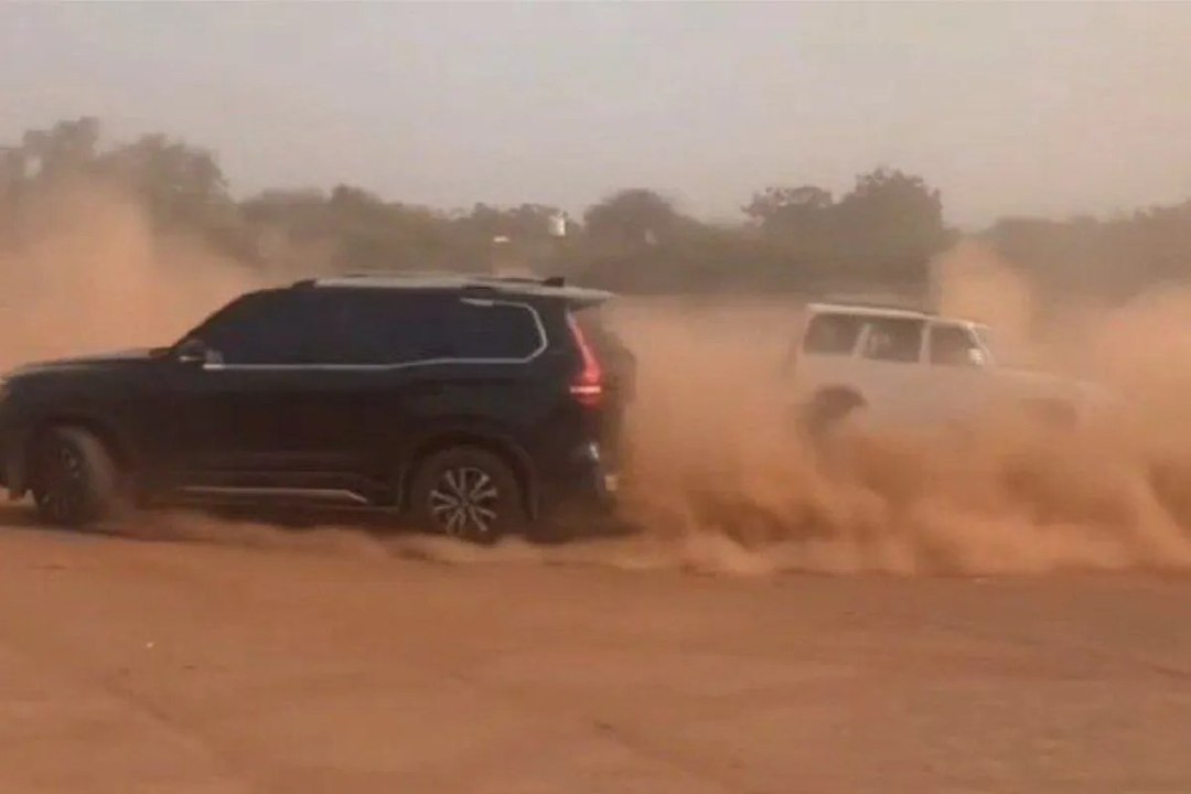 Jodhpur: जोधपुर में फेयरवेल के बाद 'स्पीड शो', लग्जरी कारों में छात्रों के खतरनाक स्टंट, वीडियो वायरल