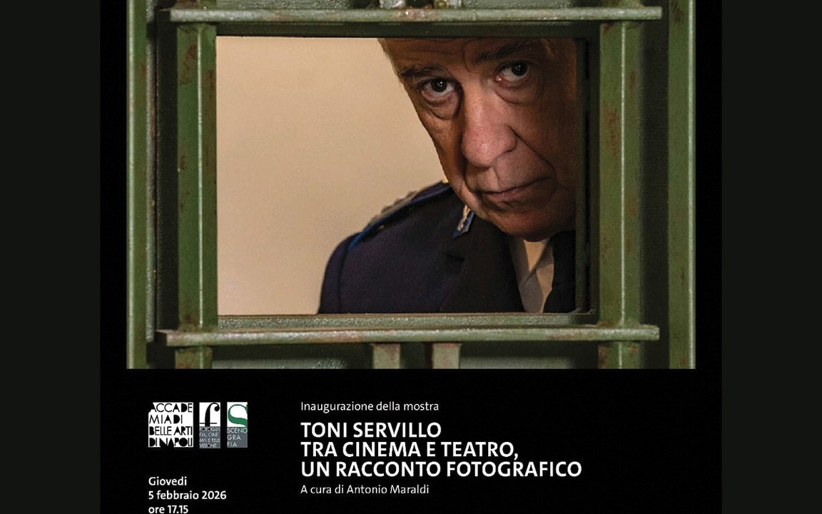Toni Servillo in mostra a Napoli: un viaggio tra cinema e teatro per il Presidente di "La Grazia"