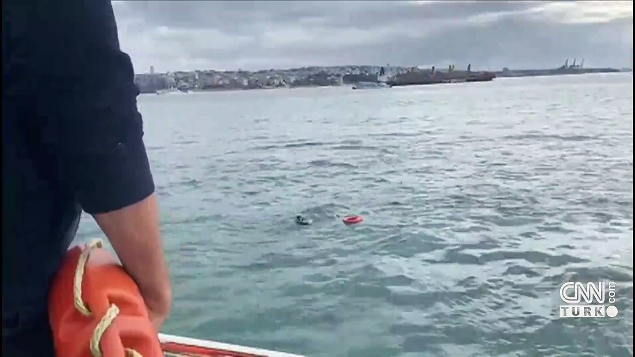 Vapurdan denize düştü! Eminönü–Üsküdar hattında can pazarı