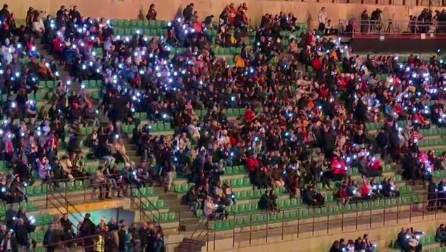 La cerimonia di apertura delle Olimpiadi, il pubblico di San Siro si scalda