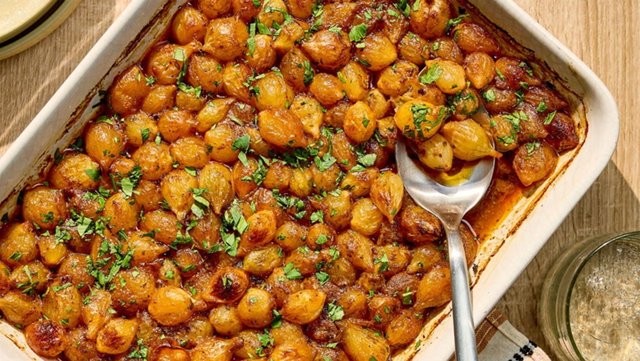 How to Make a Simple Pearl Onion Boil