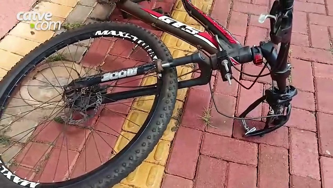 Ciclista fica ferido após acidente com caminhonete em Toledo