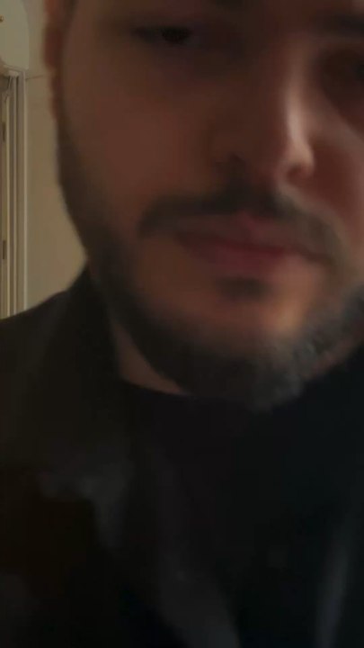 Je sais pas quoi vous dire à part que j’ai envie de stream mais mon pc est pas assez puissant mdrr