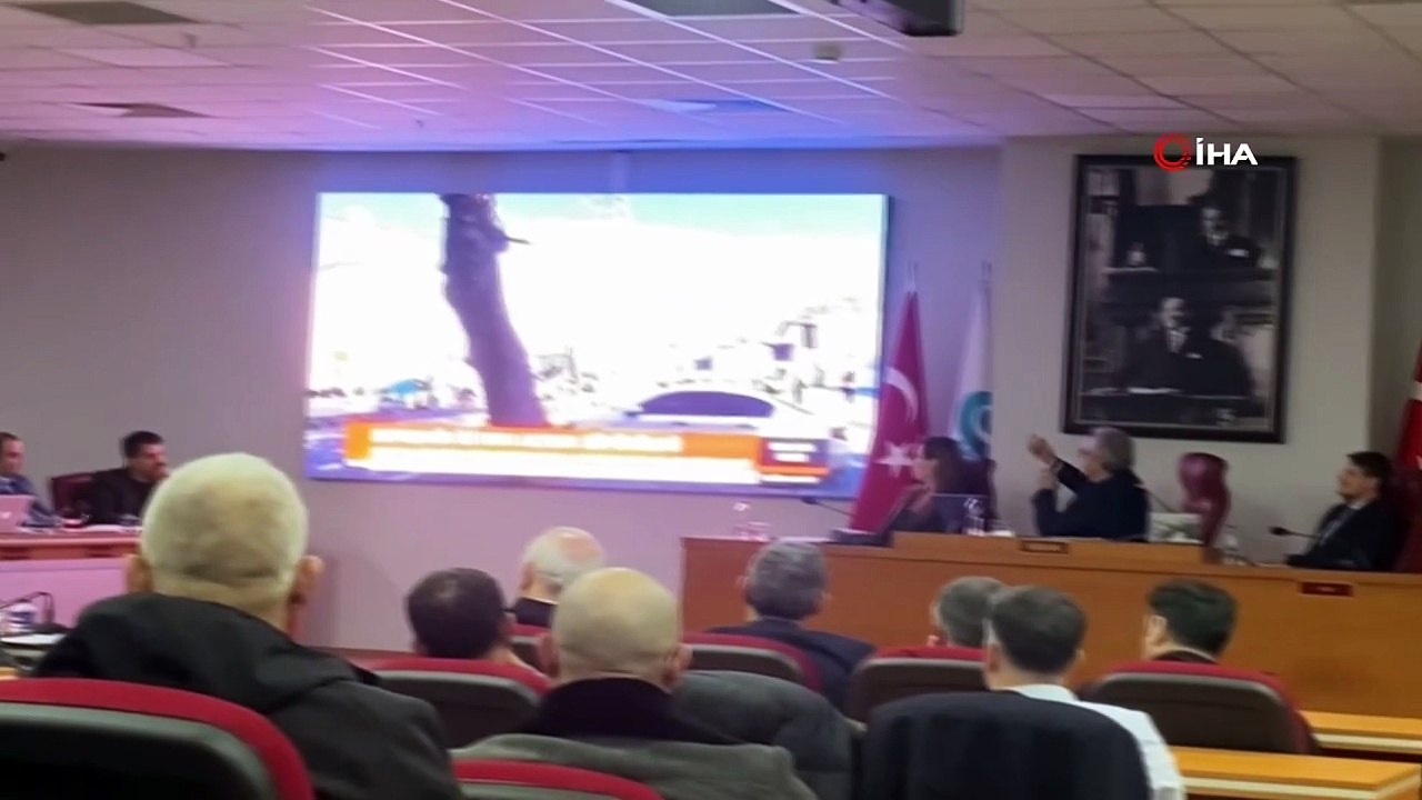 Salonu terk ettiler: AKP'li üyeler o haberlerden rahatsız oldu