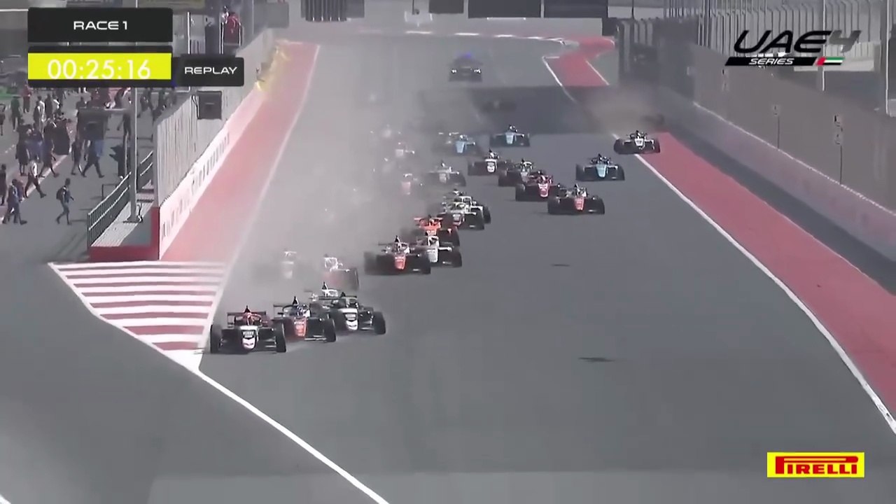UAE4 Series 2026 Dubai Race 1 Start Big Crash