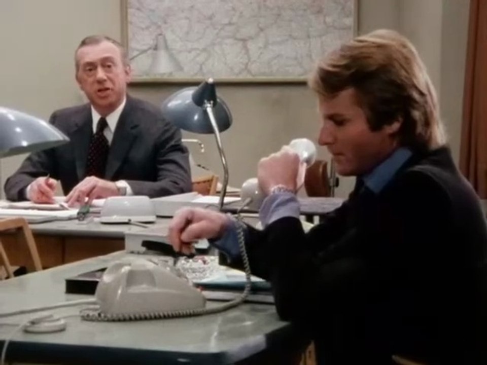 Derrick - Folge 8 - Zeichen der Gewalt