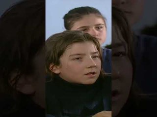 الأستاذ علي بيعتذر من الطلاب 🥰 | مسلسل قصة شتاء | Kınalı Kar #مسلسلات_تركية #shortsvideos