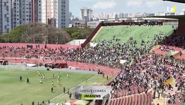 Torcida do Corinthians grita nome de Nicole após defesa