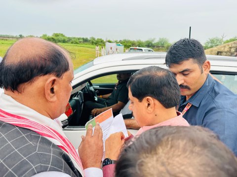 भाजपा नेता सीएम से मिले, बोले: जिले की कानून व्यवस्था ध्वस्त, एसपी को हटाया जाए