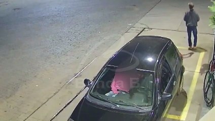 Mulher foge do ex ao ver viatura da PM