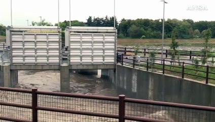 Maltempo a Milano, aperta la vasca di laminazione del Seveso