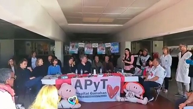 Personalidades de la cultura apoyaron la lucha de los trabajadores del Garrahan