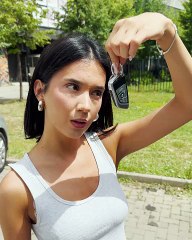 Can't open your car door? Try this simple hack! 🚗🔑