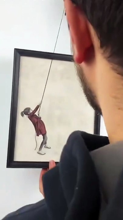 The wall mounted decorative art 🎭 for videos