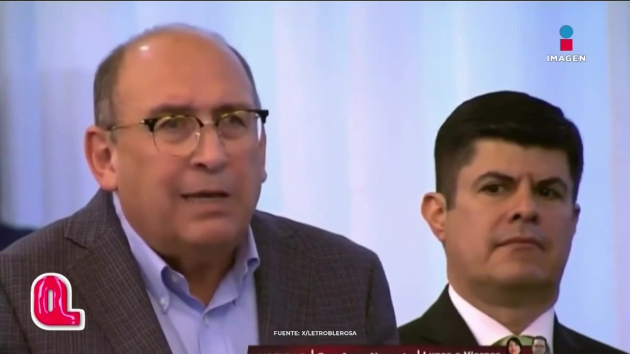 Rubén Moreira le da clases de historia a Lilia Aguilar