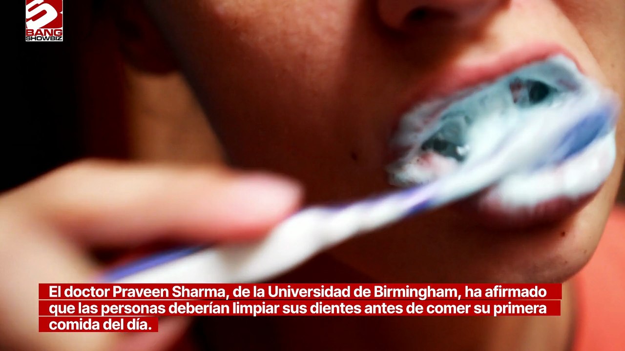Médico revela el mejor momento para cepillarse los dientes por la mañana