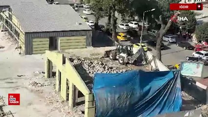 Iğdır'da Haydar Aliyev Parkı'nda yapımı devam eden alan aniden yıkıldı