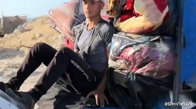 Gaza, almeno 30 morti nei raid israeliani nella Striscia